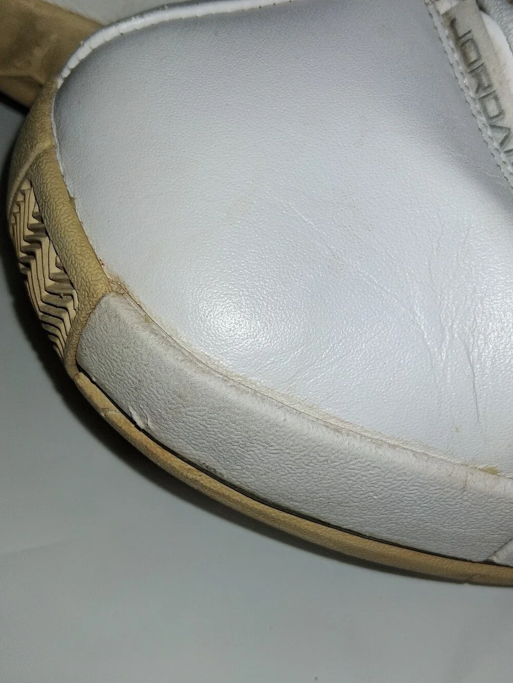 Jordan Men’s Low-Top Sneakers in White and Tan